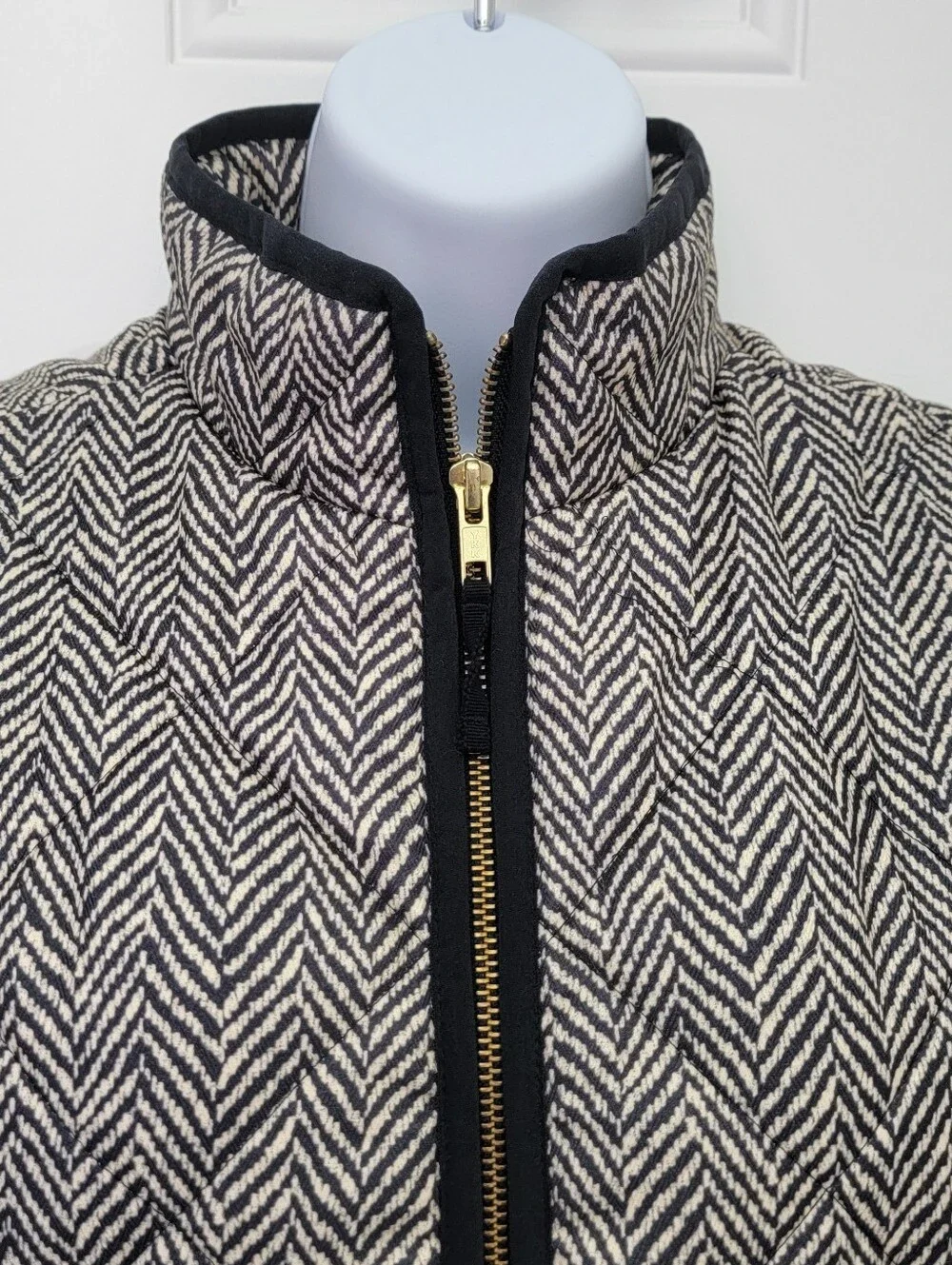 J.CREW Women’s Quilted Full Zip Herringbone Vest Black White XS Pockets